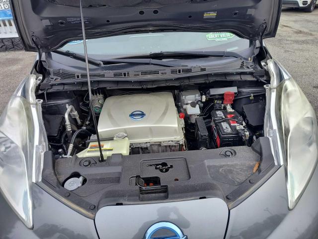 2015 Nissan Leaf - Image 7
