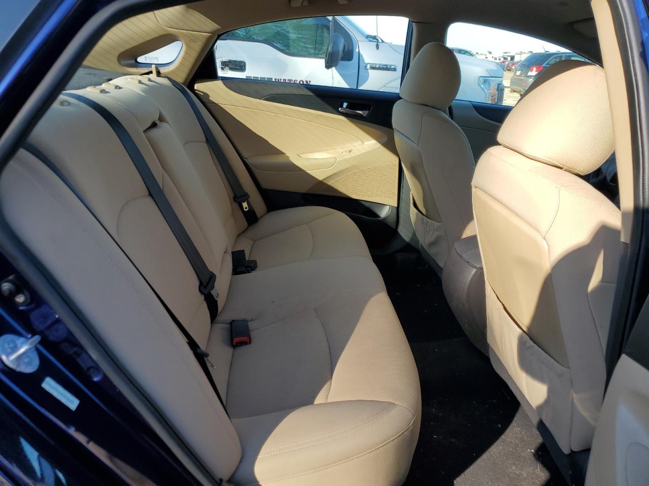 5NPEB4AC7BH053140 2011 Hyundai Sonata Gls