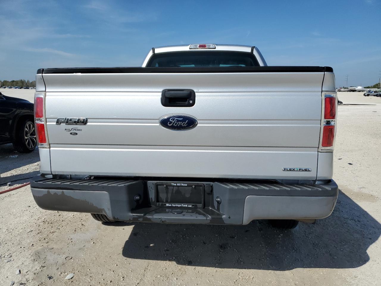 1FTMF1CM2DKD36876 2013 Ford F150
