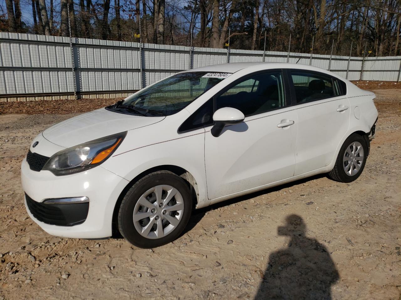 KNADM4A36H6028722 2017 Kia Rio Lx