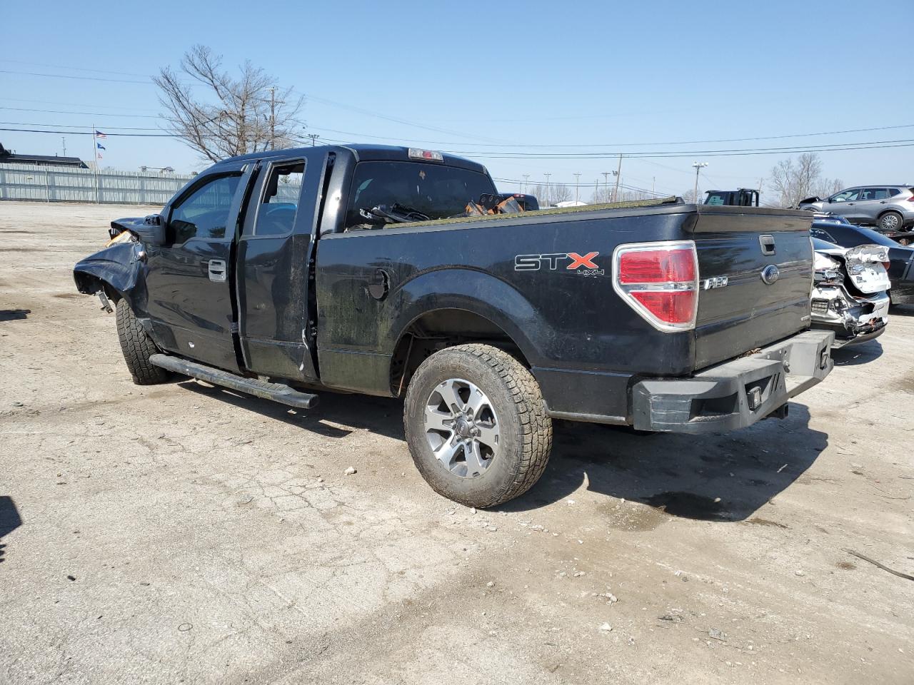 2012 Ford F150 Super Cab vin: 1FTFX1EF3CFB12897