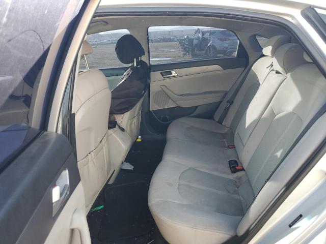 2017 HYUNDAI 260 5NPE24AF1HH447851