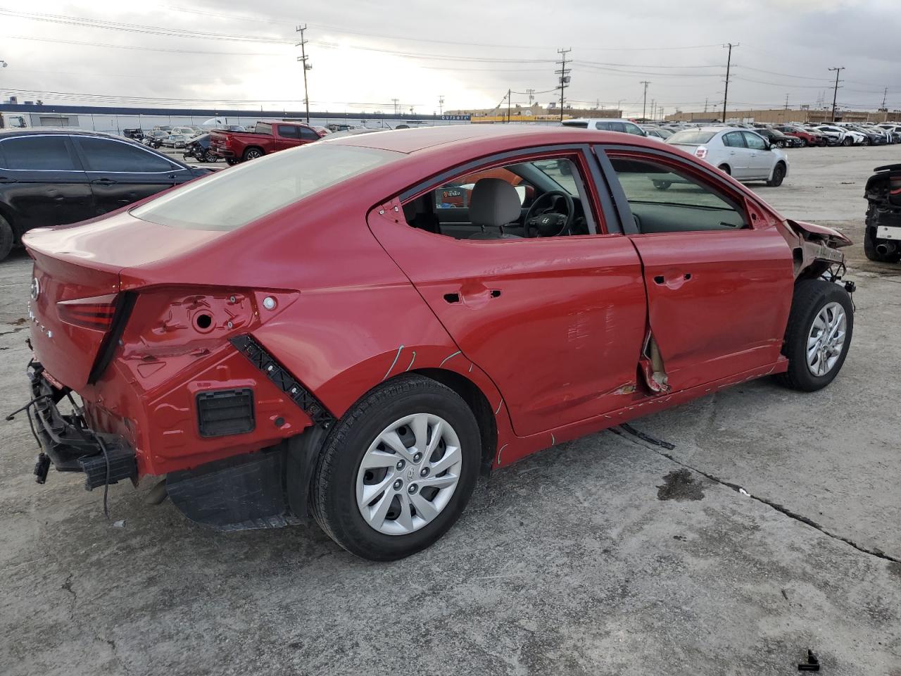 2019 Hyundai Elantra Se vin: 5NPD74LF5KH433663