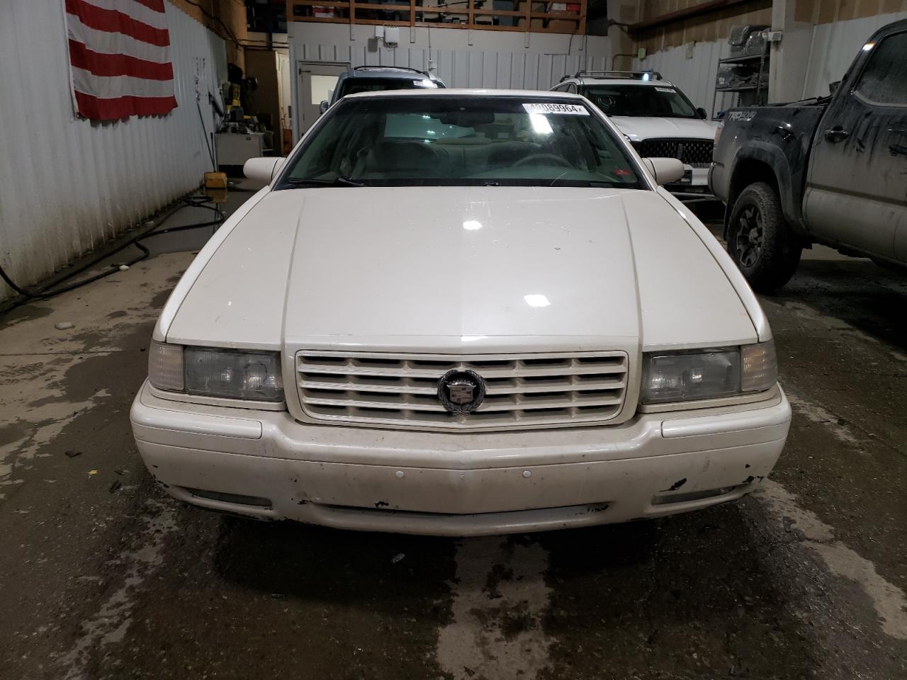 1G6ET1291XU608131 1999 Cadillac Eldorado Touring