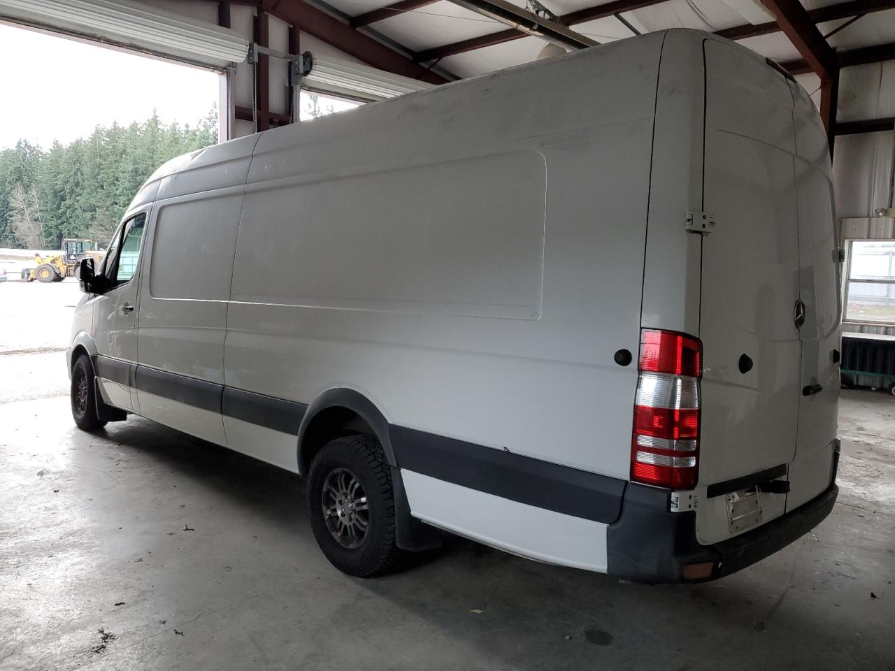 WD3PE8CC4E5833423 2014 Mercedes-Benz Sprinter 2500