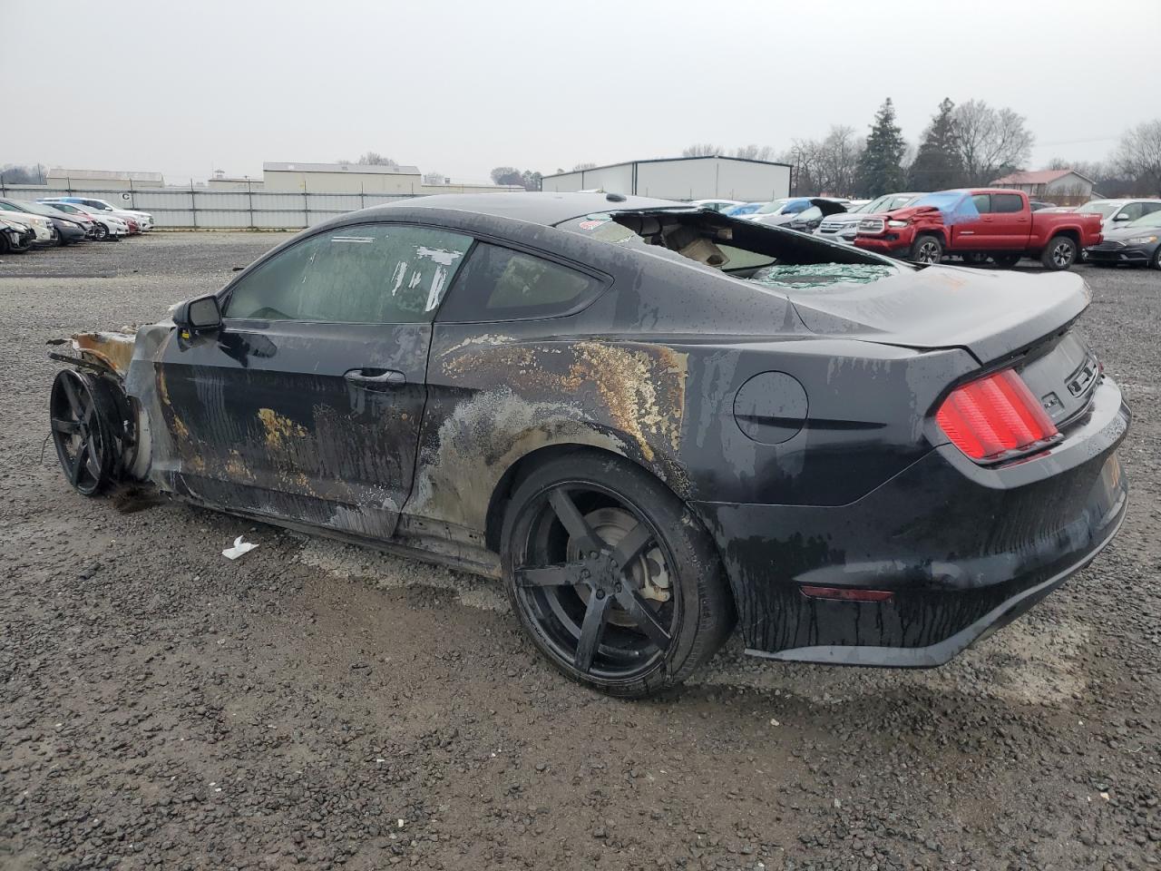 1FA6P8TH2F5325126 2015 Ford Mustang