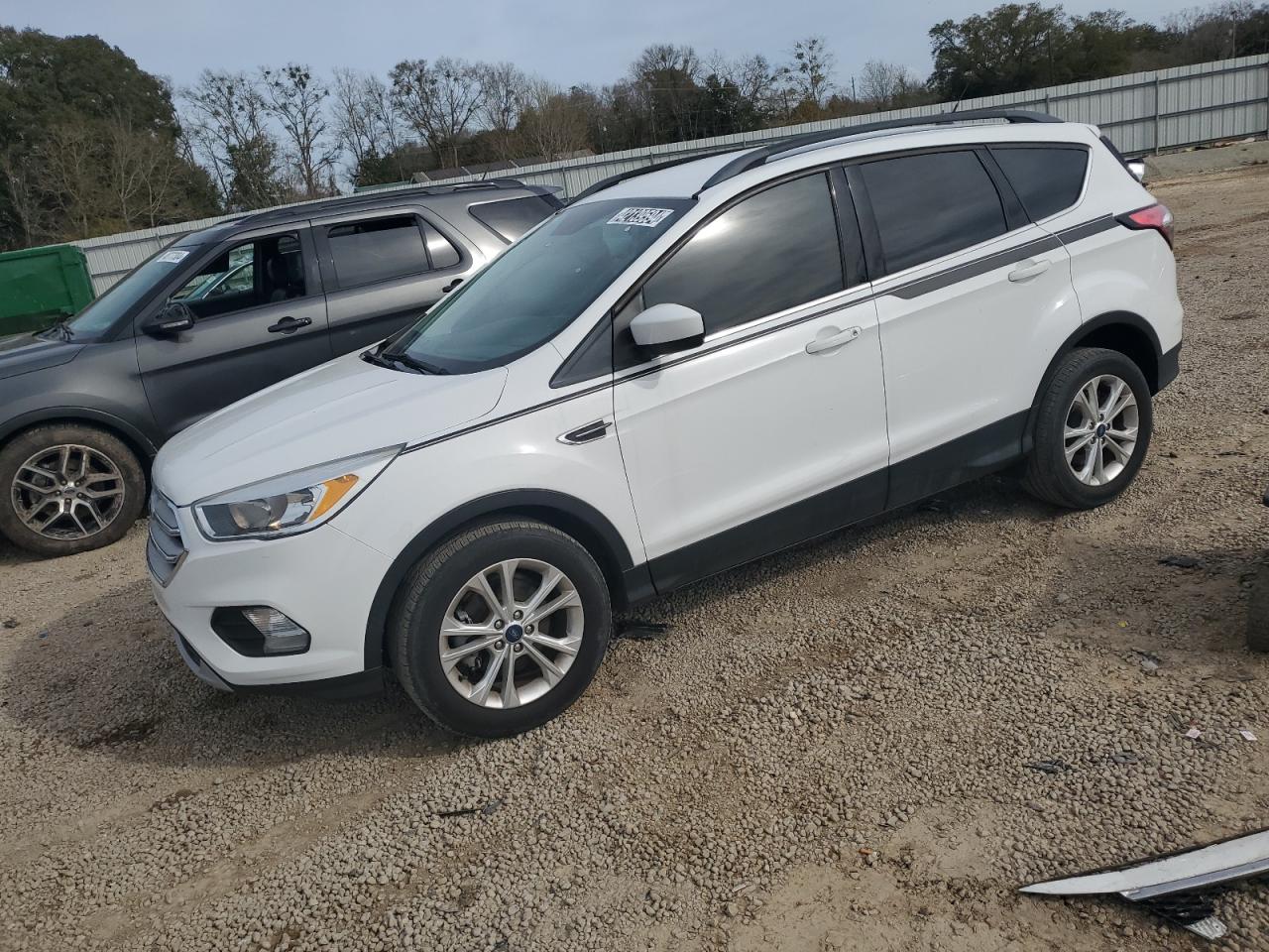 1FMCU0GD3JUD30067 2018 Ford Escape Se