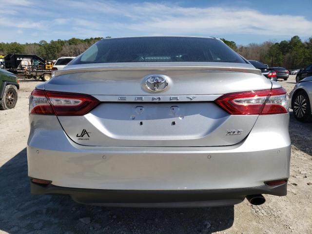 2018 TOYOTA CAMRY L 4T1B11HK8JU155838