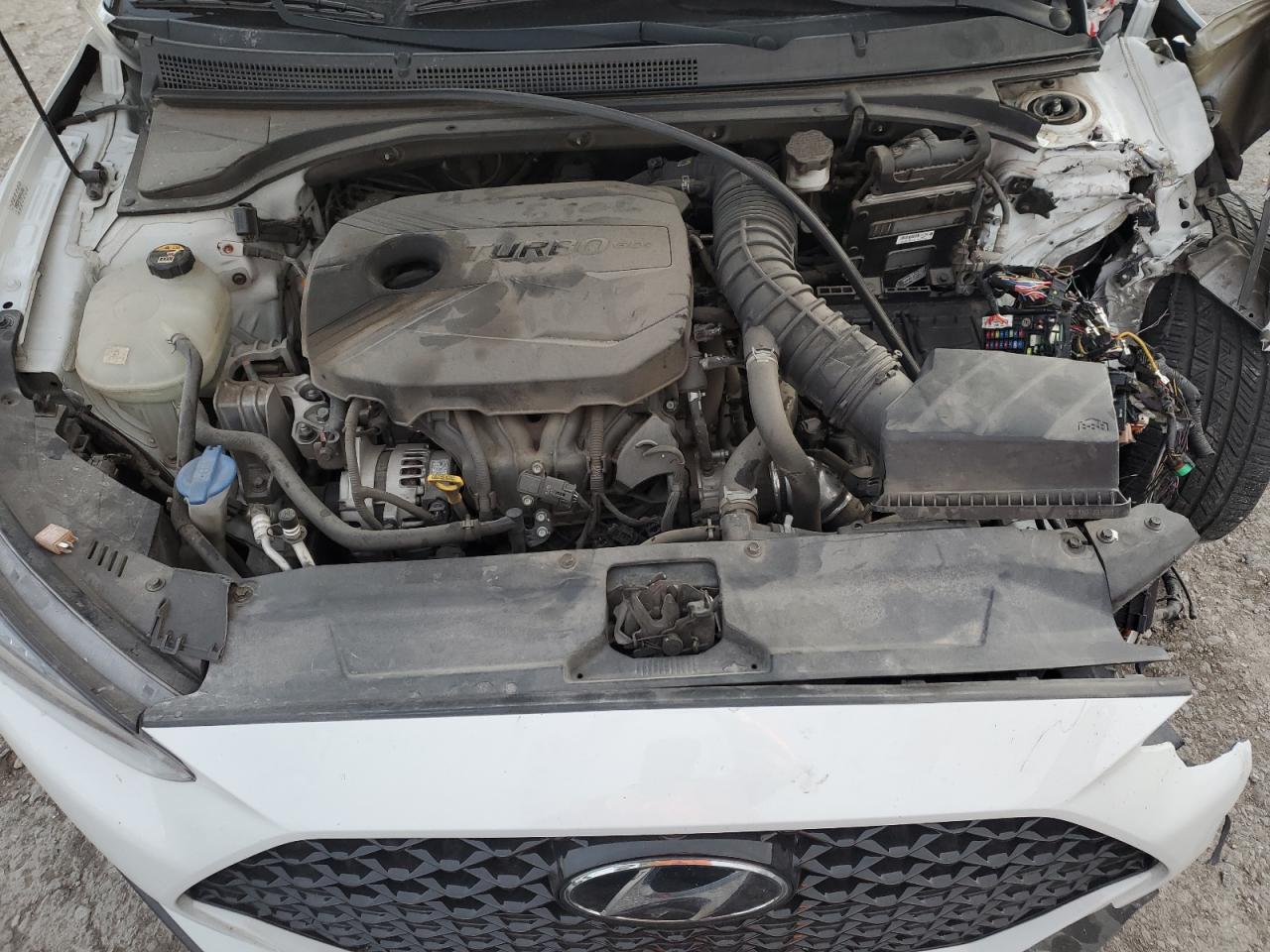 KMHTH6AB6KU012668 2019 Hyundai Veloster Turbo