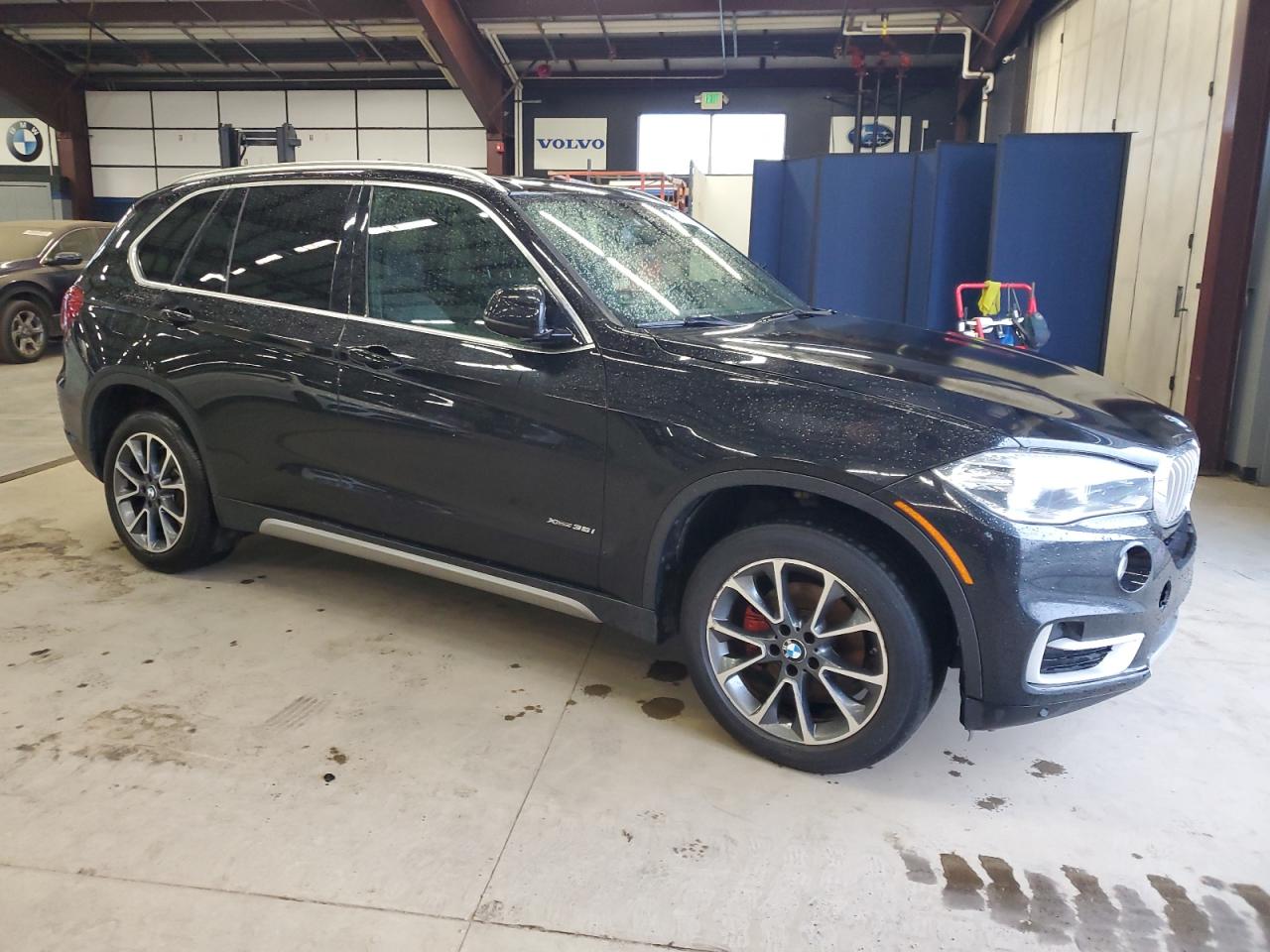 2017 BMW X5 xDrive35I vin: 5UXKR0C33H0V73831