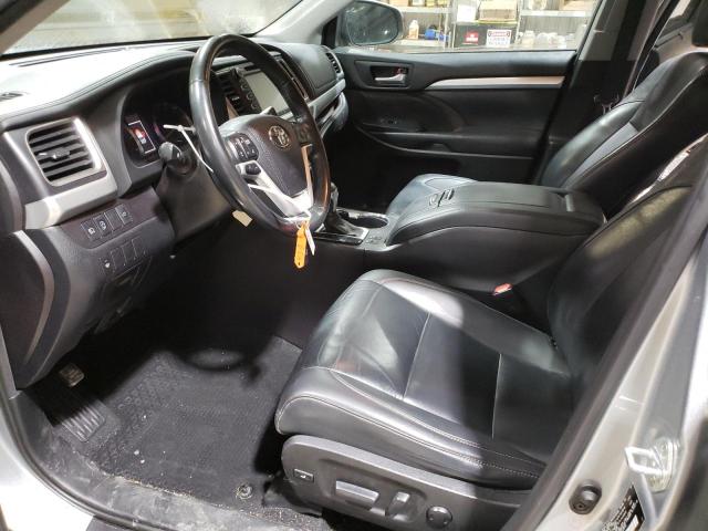 VIN 5TDJZRFH5KS920623 2019 Toyota Highlander, SE no.7