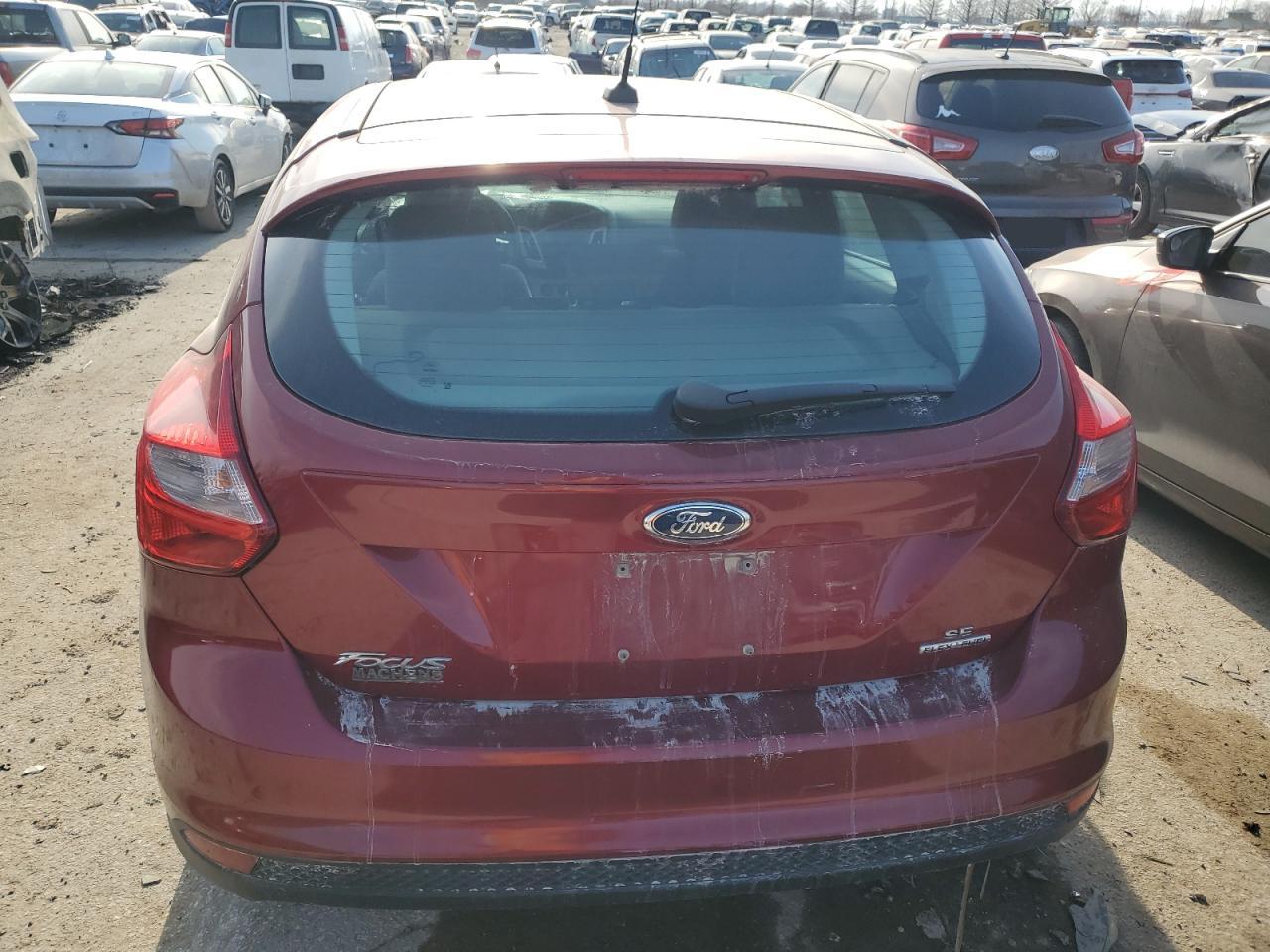 2014 Ford FOCUS, SE