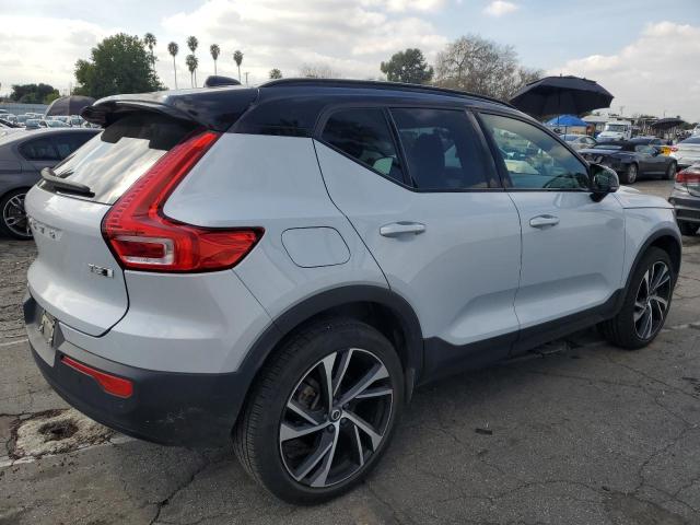 2022 VOLVO XC40 T5 R- YV4162UM4N2668324