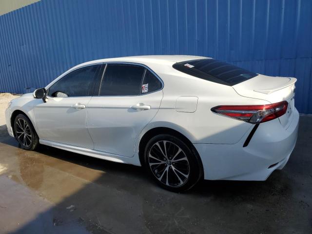 VIN 4T1B11HK1JU567339 2018 TOYOTA CAMRY no.2