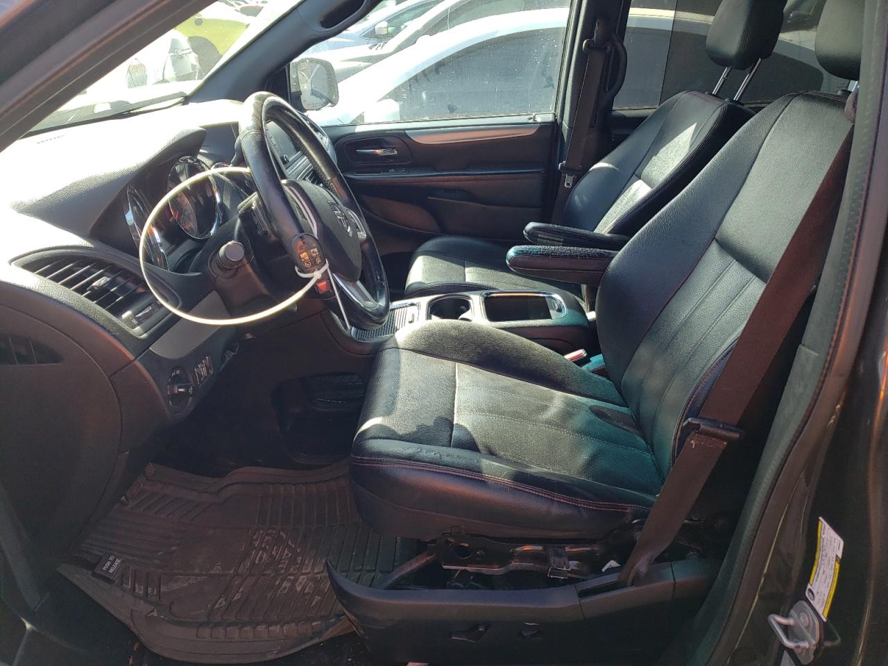 2C4RDGEG2HR690474 2017 Dodge Grand Caravan Gt