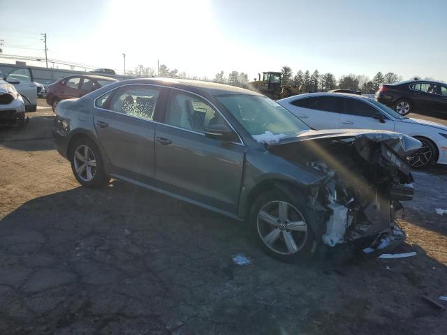 2015 VOLKSWAGEN PASSAT S 1VWAT7A31FC095153