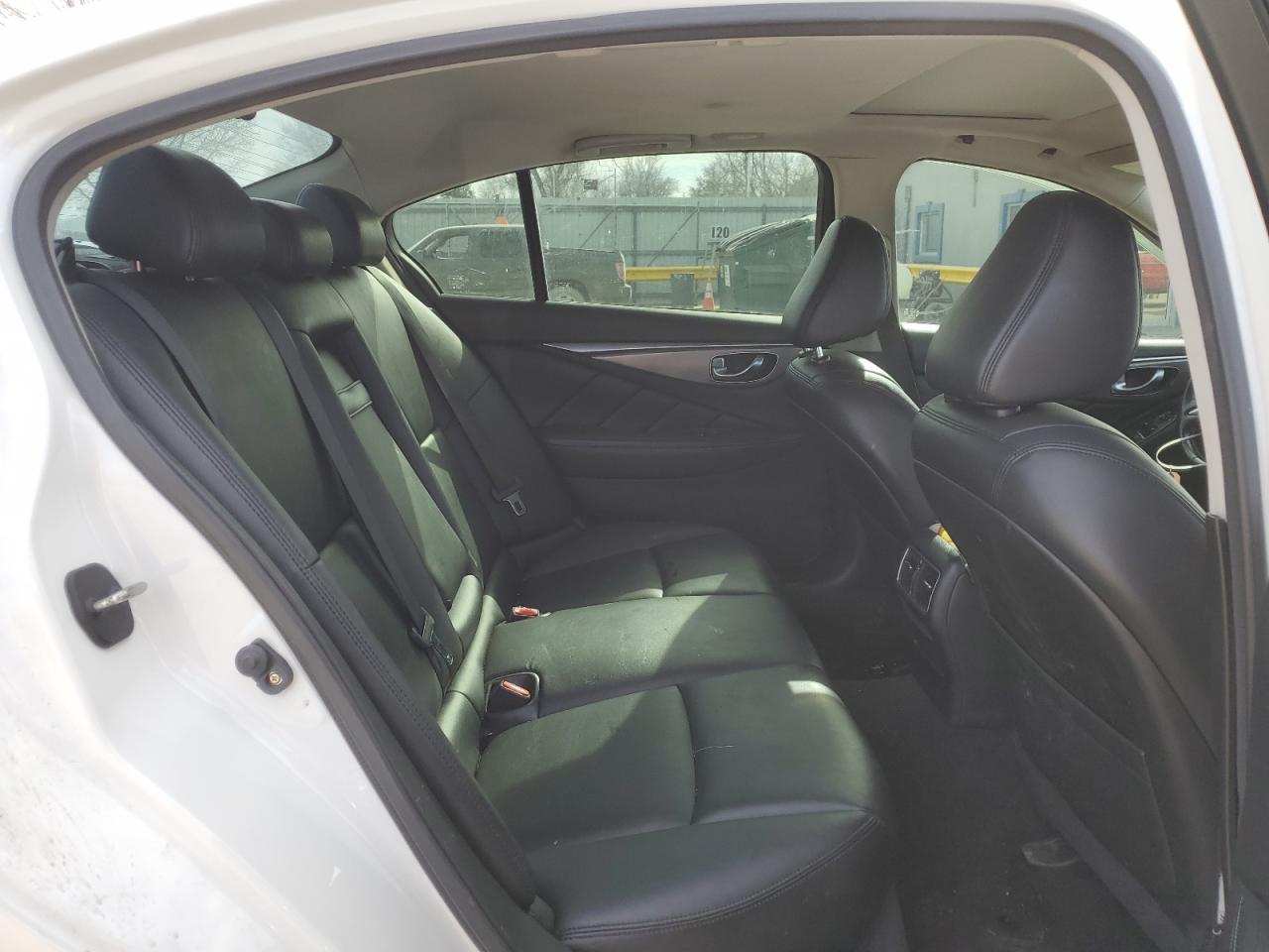 JN1BV7AP0EM685859 2014 Infiniti Q50 Base