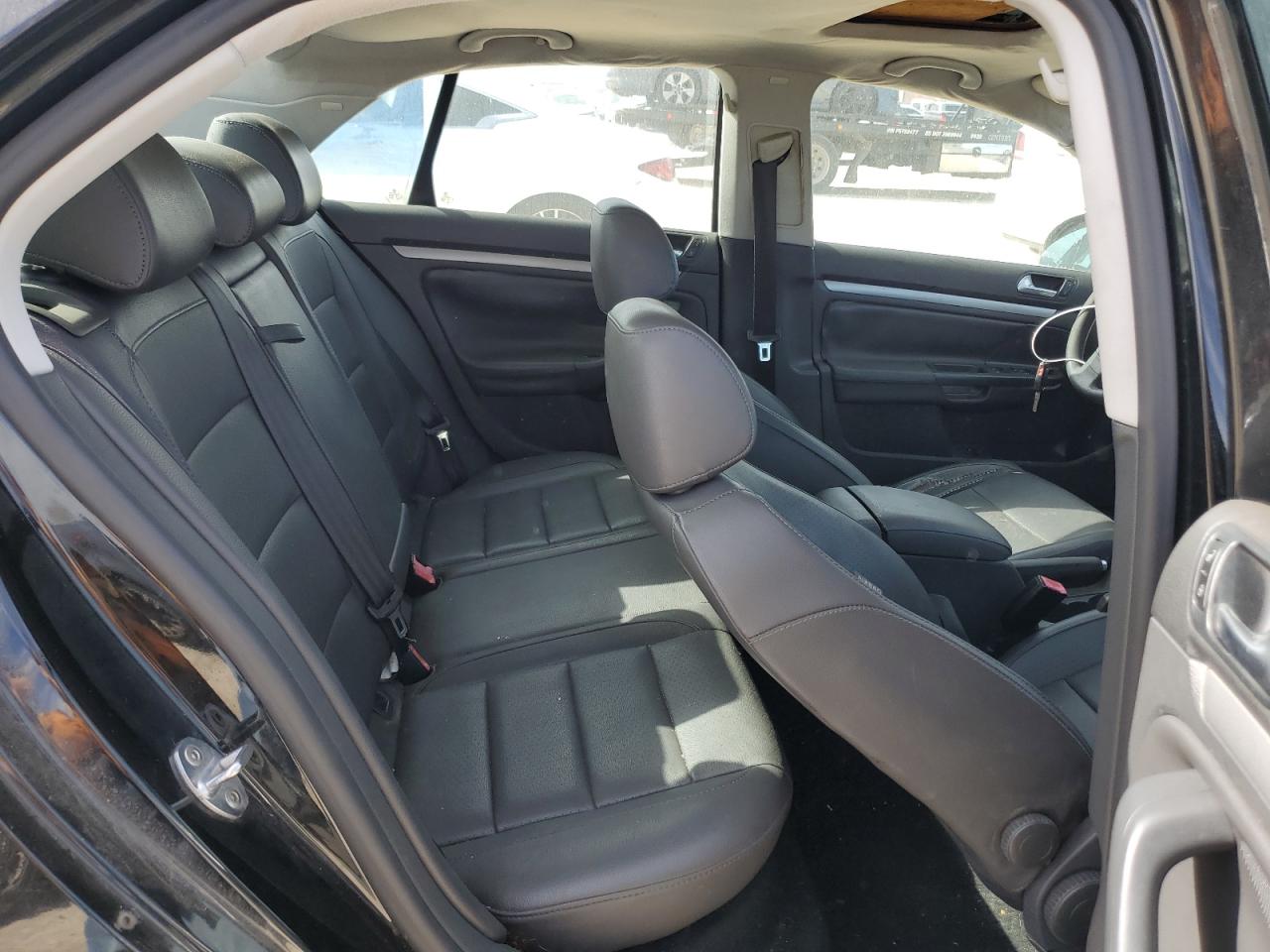 3VWEF71K67M057336 2007 Volkswagen Jetta Wolfsburg