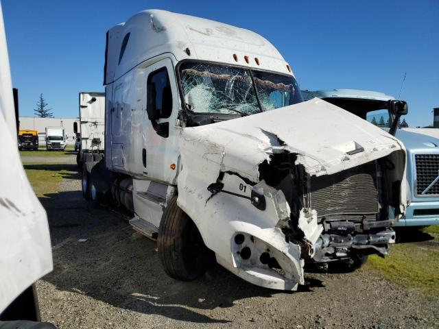 Lot #2473541189 2017 FREIGHTLINER CASCADIA 1 salvage car