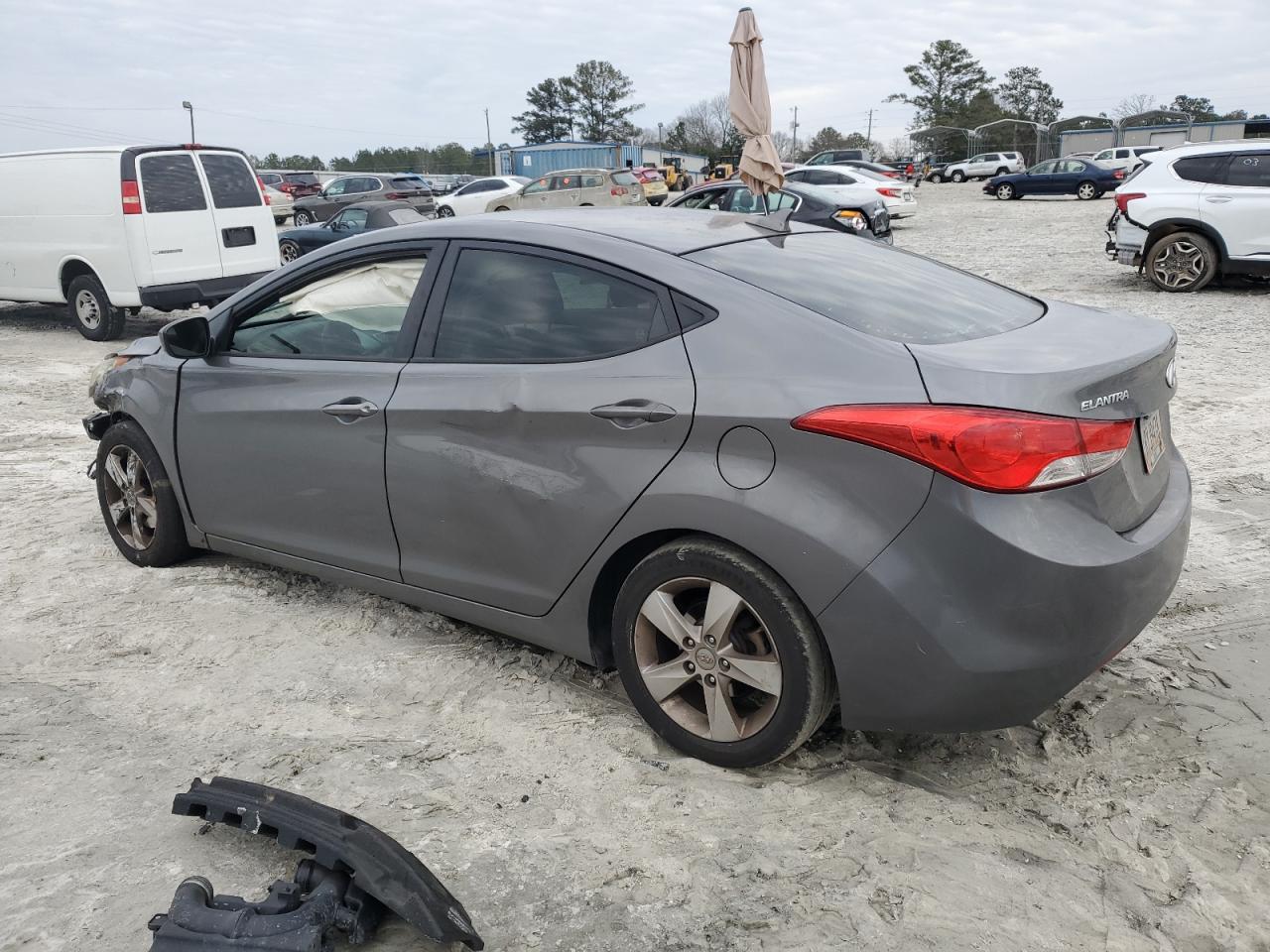 5NPDH4AE8DH358841 2013 Hyundai Elantra Gls