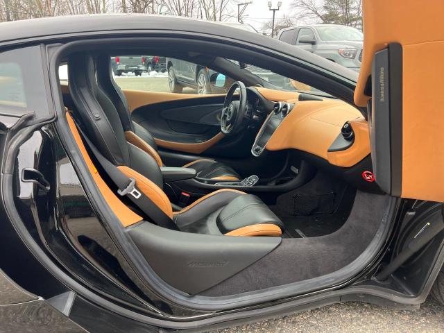 2016 MCLAREN AUTOMOTIVE 570S SBM13DAA4GW000107