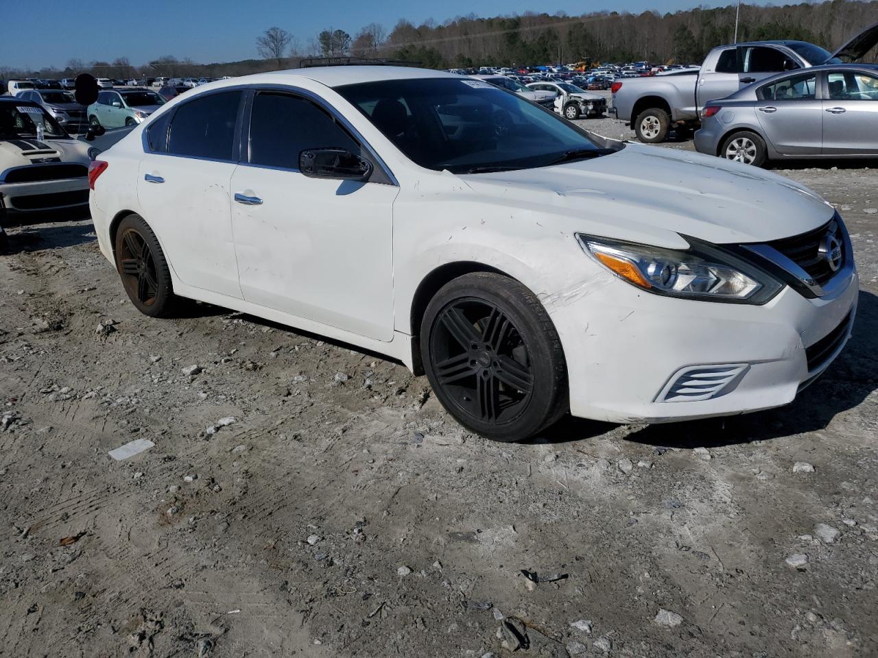 2016 Nissan Altima 2.5 vin: 1N4AL3AP5GN354169