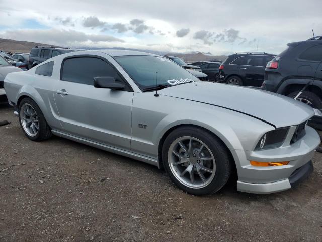 Image 4 of 2006 Ford Mustang salvage vehicle - Lot #41720704 at Copart