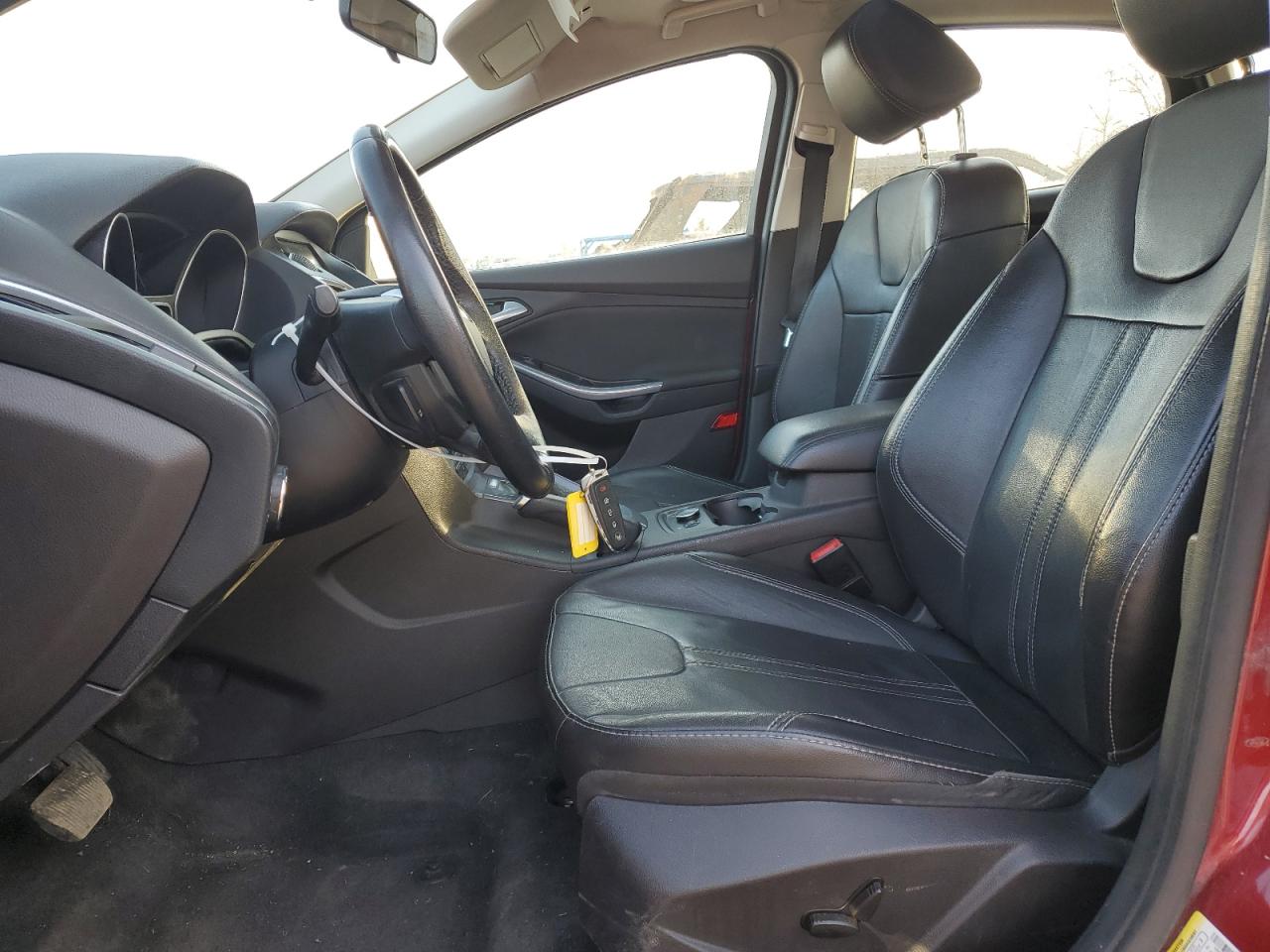 1FADP3N23EL303729 2014 Ford Focus Titanium