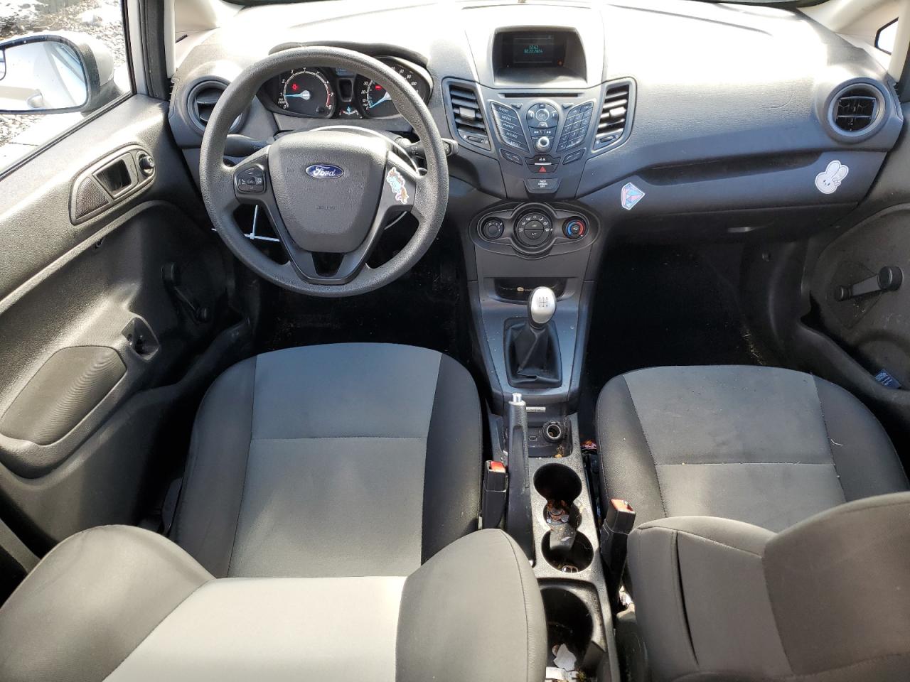 3fadp4aj9gm127130 3FADP4AJ9GM127130 2016 Ford Fiesta S