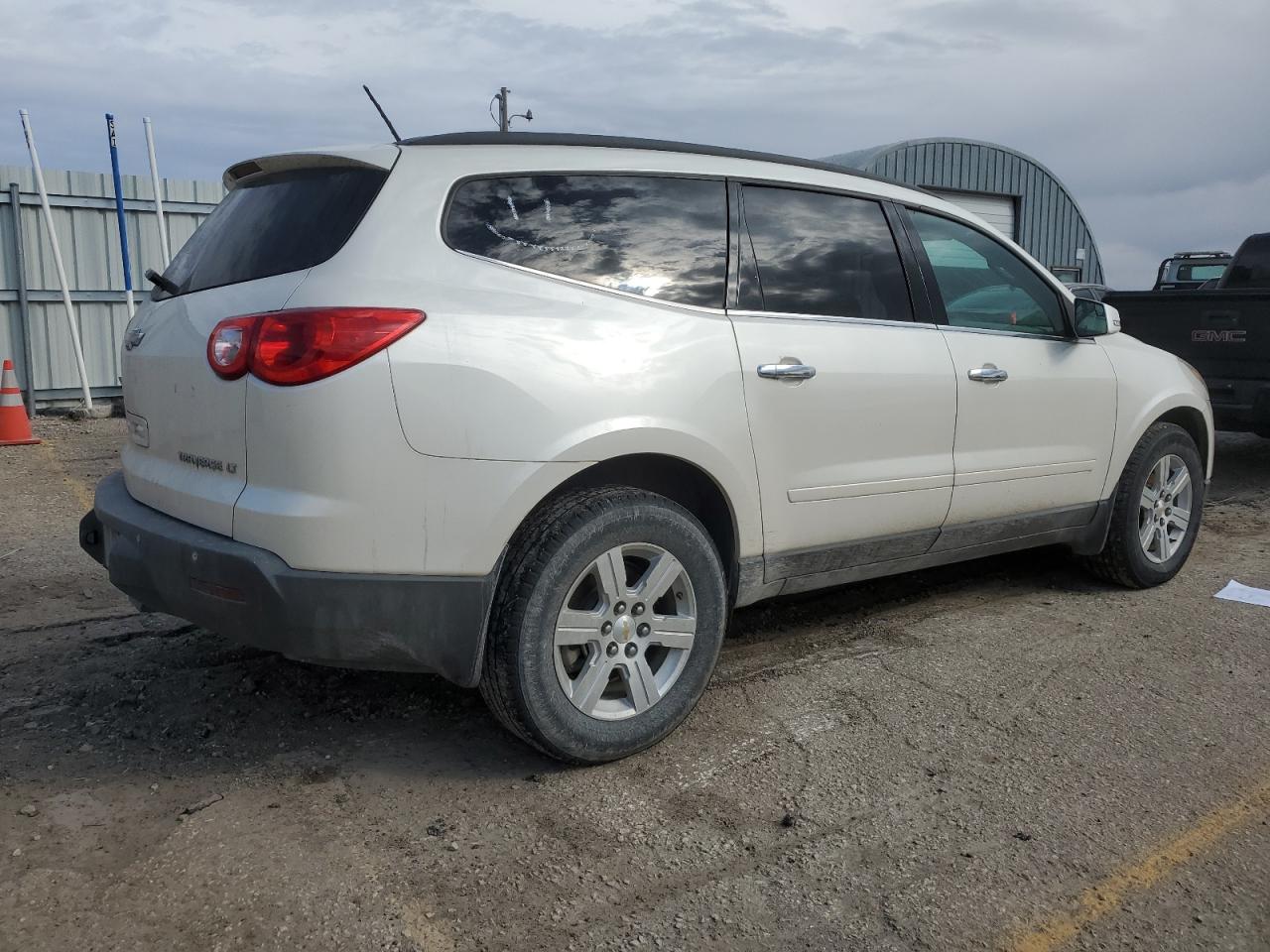 1GNKVJED8BJ150440 2011 Chevrolet Traverse Lt