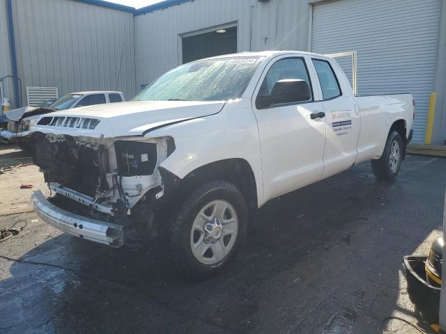 Lot #2376212249 2018 TOYOTA TUNDRA DOU salvage car