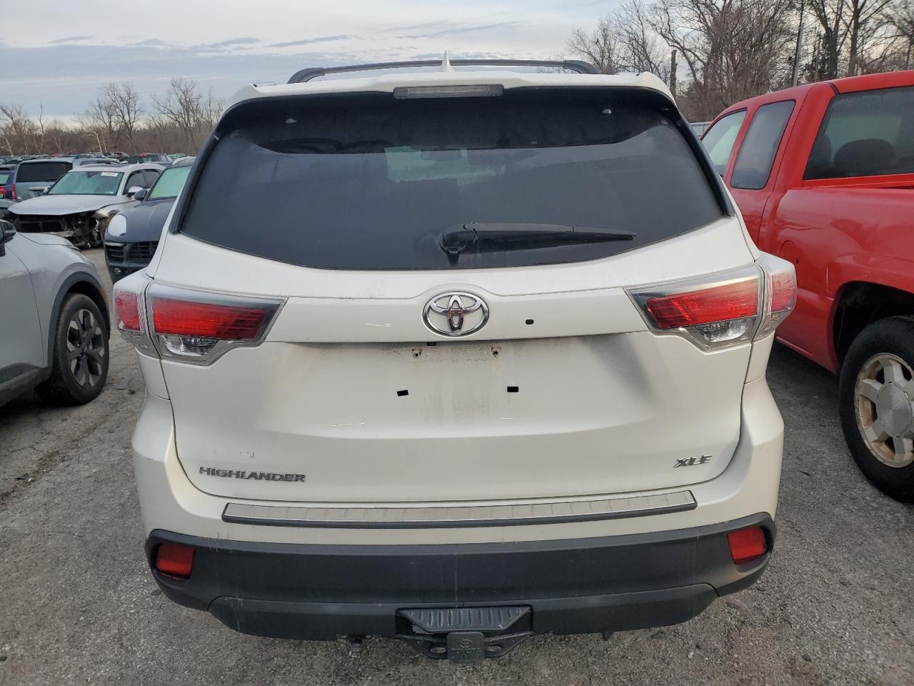 5TDKKRFH7GS135522 2016 Toyota Highlander Xle