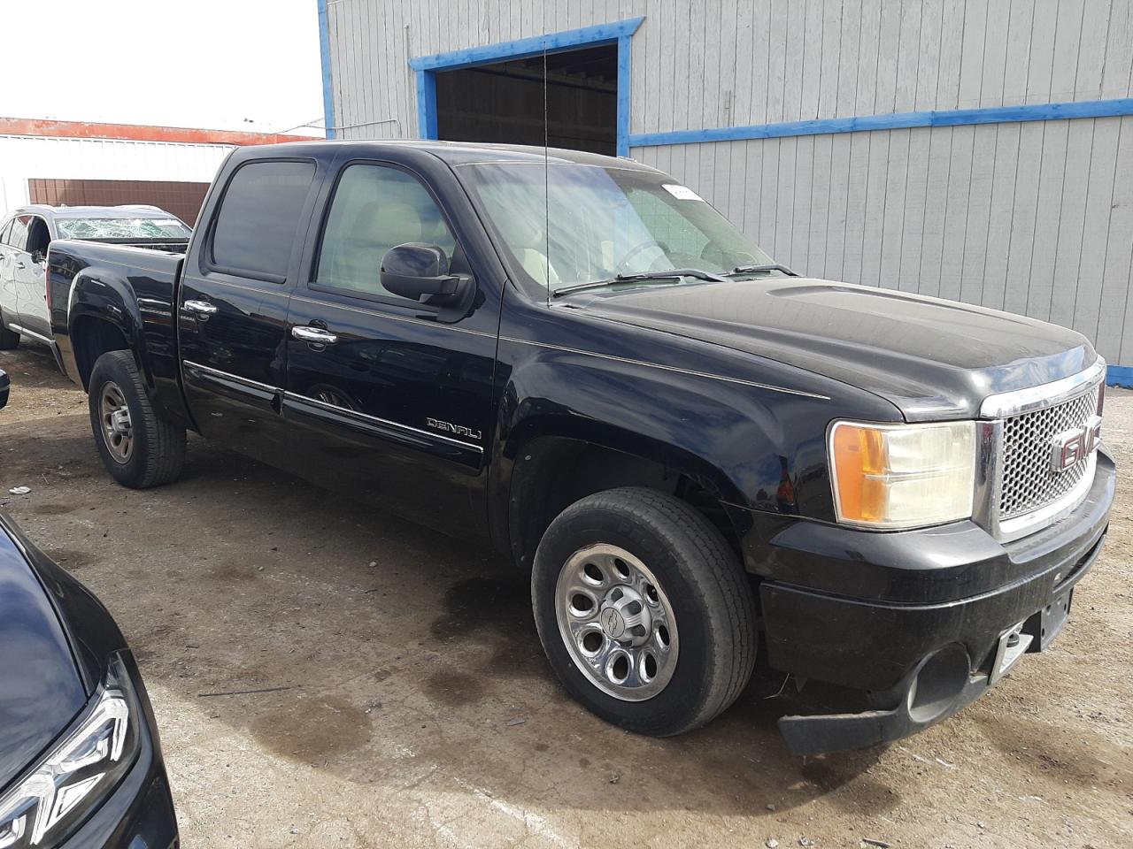 3gtp2xe21bg126765 3GTP2XE21BG126765 2011 GMC Sierra K1500 Denali