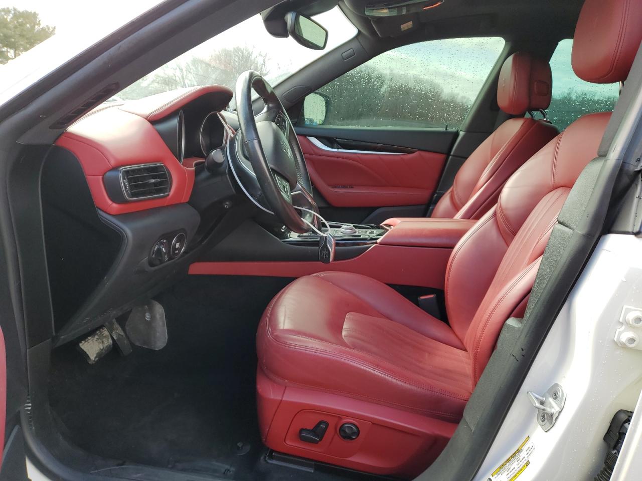zn661xua3kx338231 ZN661XUA3KX338231 2019 Maserati Levante