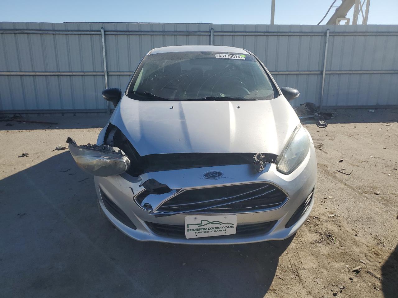 2018 Ford Fiesta Se vin: 3FADP4BJ4JM124853