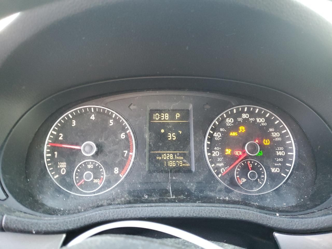 1VWAP7A31CC051105 2012 Volkswagen Passat S