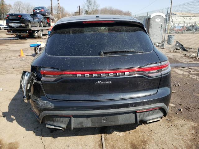 VIN WP1AA2A55NLB10358 2022 Porsche Macan no.6