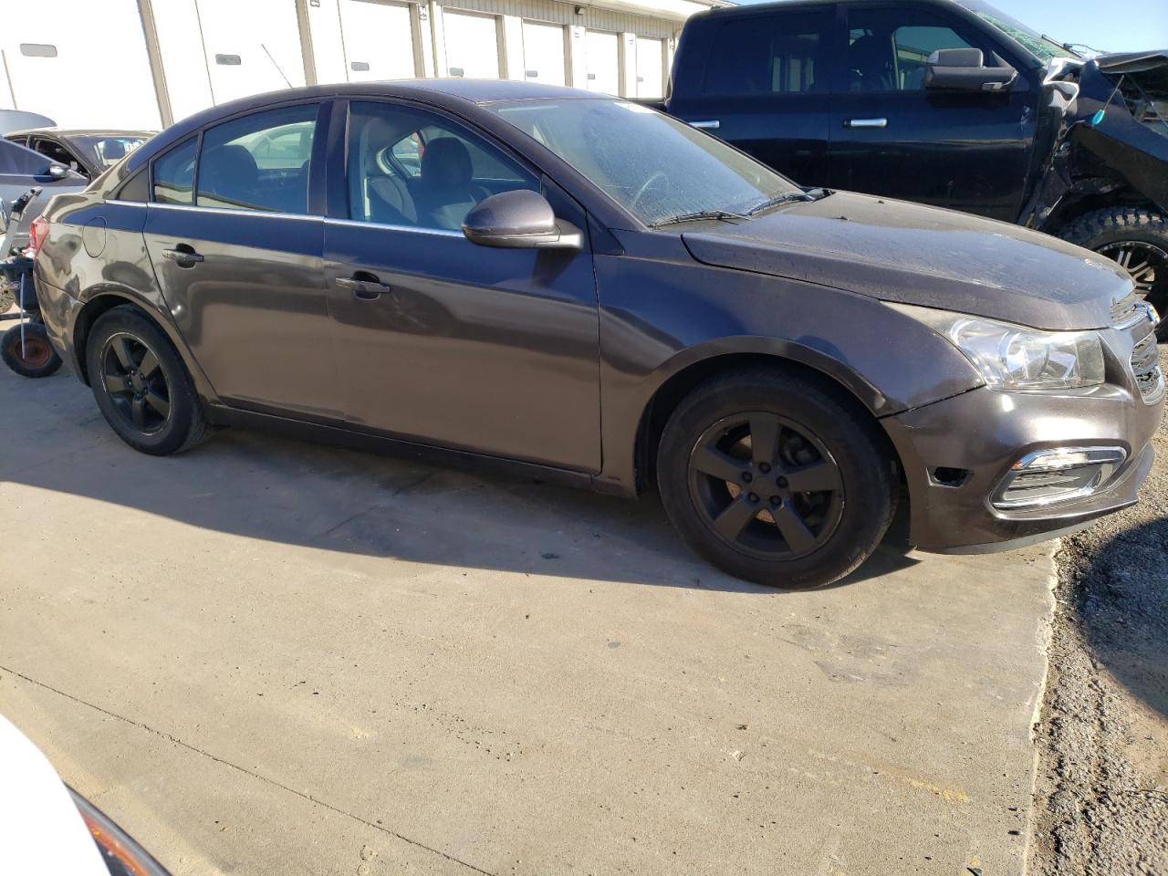 1G1PC5SBXF7105977 2015 Chevrolet Cruze Lt