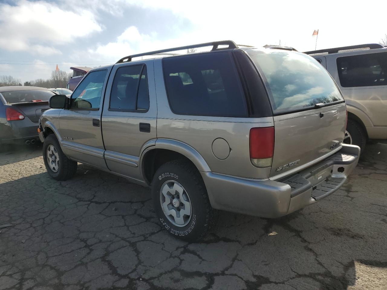 1gndt13xx3k120640 1GNDT13XX3K120640 2003 Chevrolet Blazer