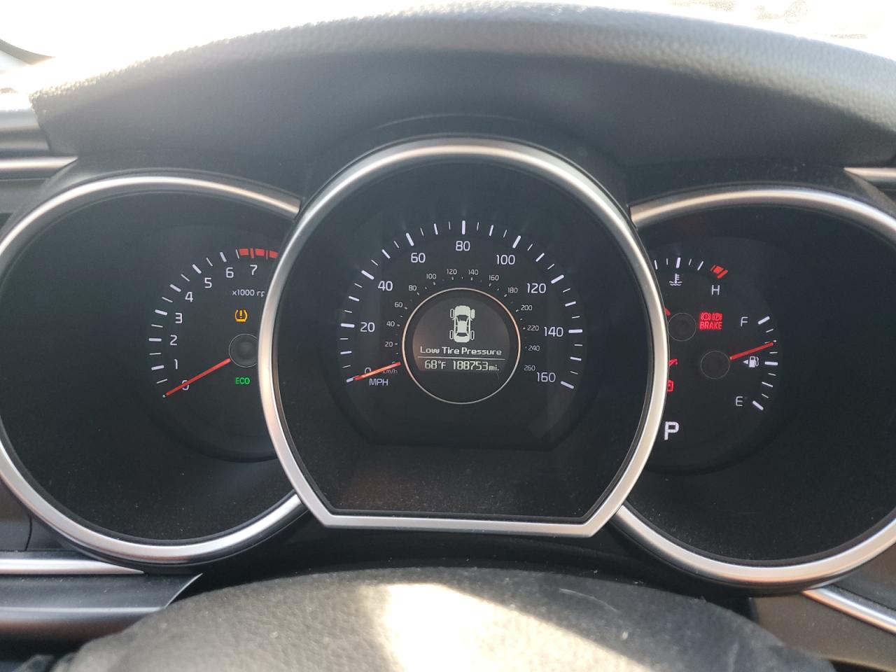 5XXGM4A7XFG450493 2015 Kia Optima Lx