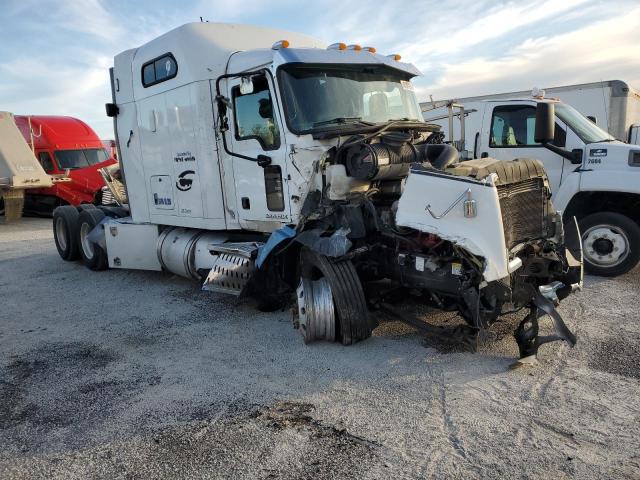 Lot #2468874906 2016 MACK 600 CXU600 salvage car