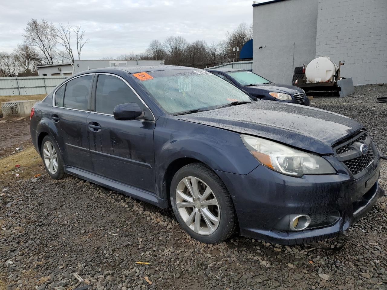 2014 Subaru Legacy 3.6R Limited vin: 4S3BMDM69E2004143