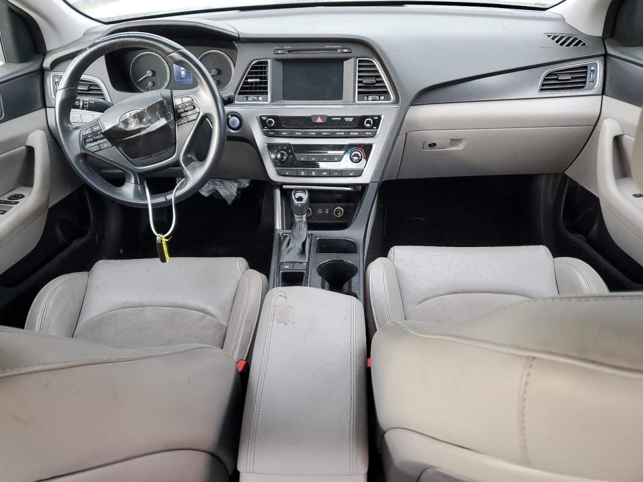 5NPE34AF4HH585588 2017 Hyundai Sonata Sport