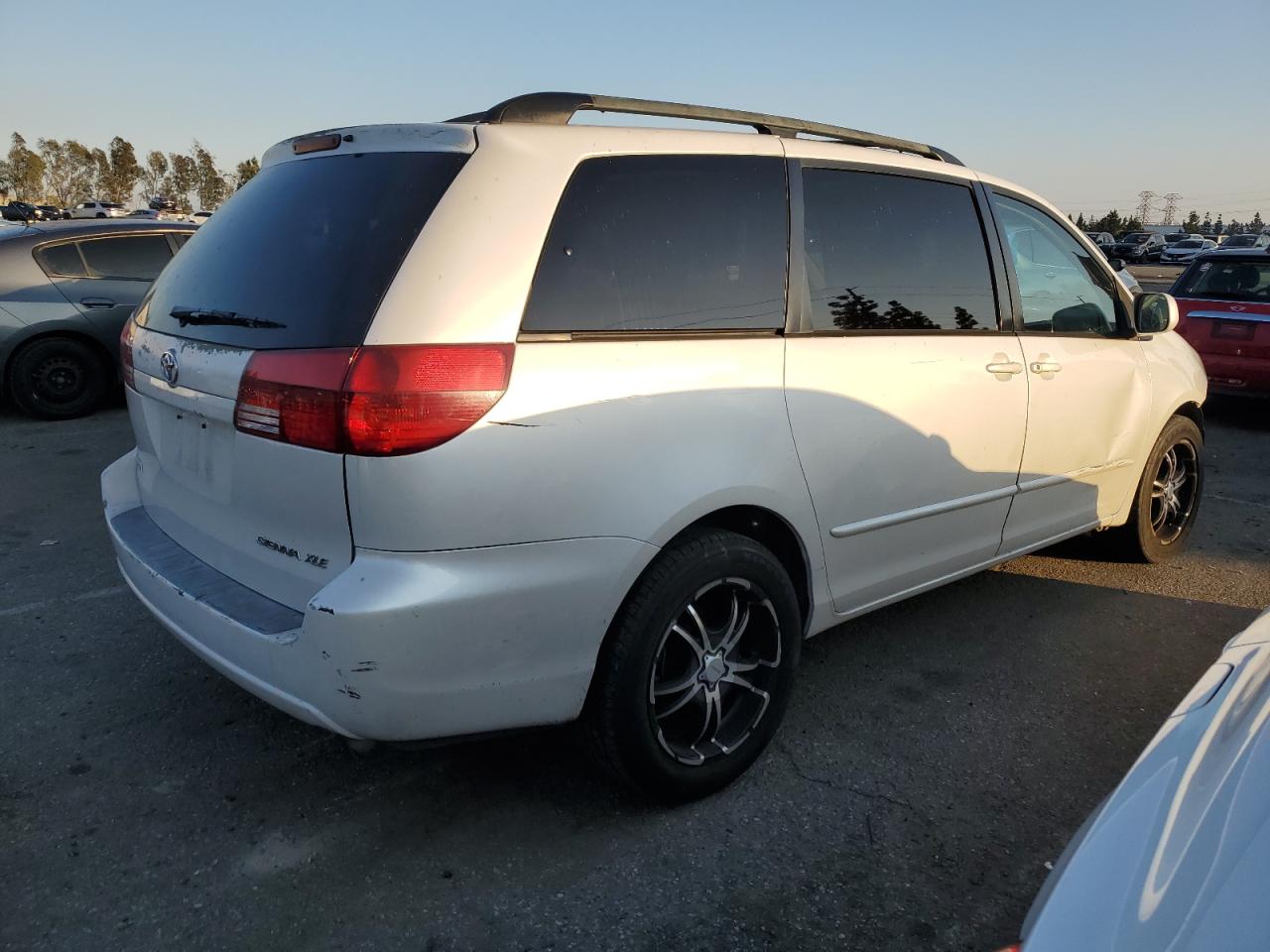 5TDZA22C55S311032 2005 Toyota Sienna Xle