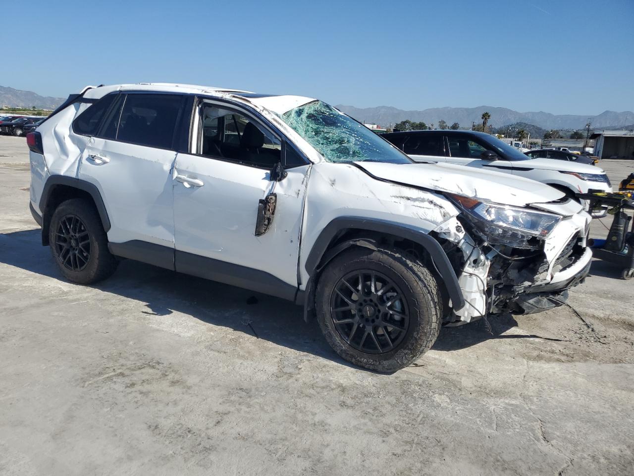 2019 Toyota Rav4 Xle vin: 2T3P1RFV8KW034060