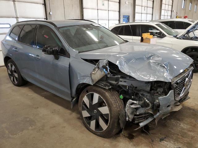 2023 VOLVO XC60 PLUS YV4H60DW4P1302084
