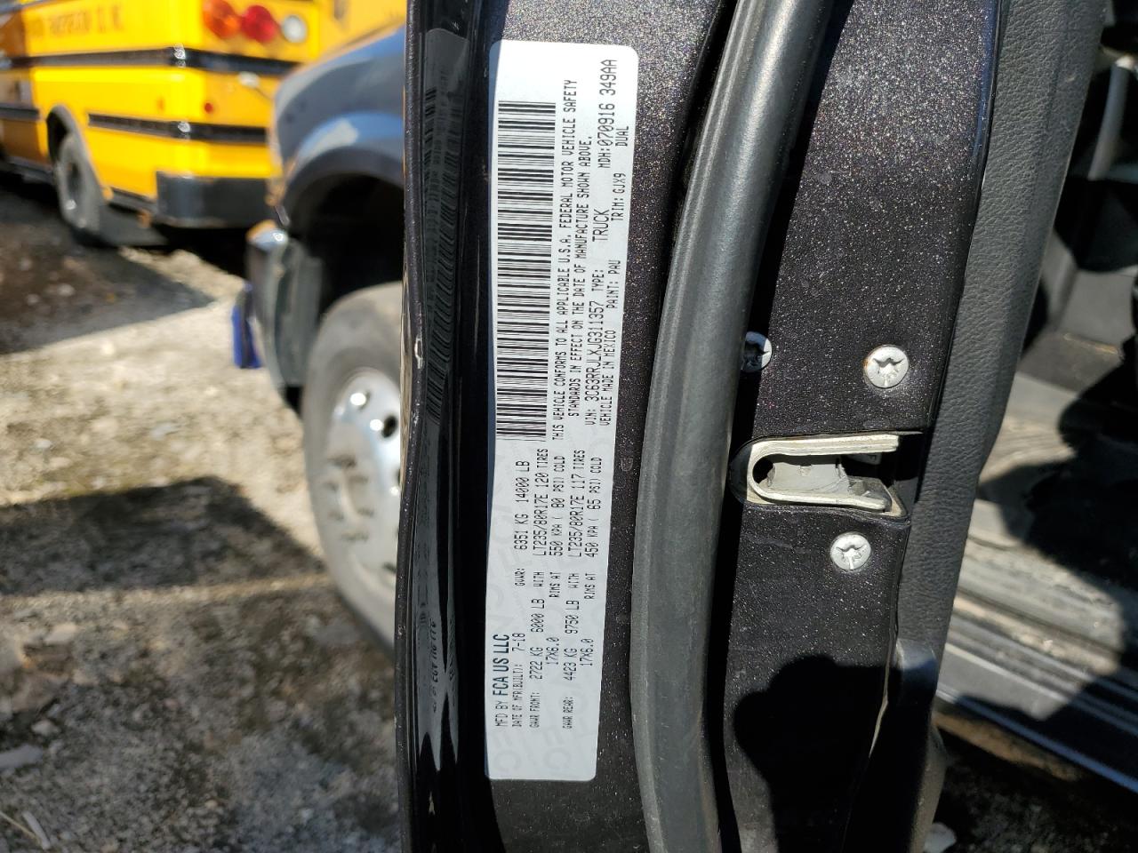 3C63RRJLXJG311357 2018 Ram 3500 Laramie