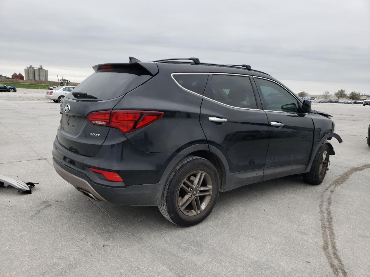 5NMZU3LB5HH015776 2017 Hyundai Santa Fe Sport