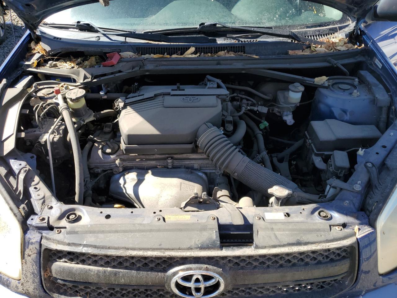 JTEHD20VX46017837 2004 Toyota Rav4