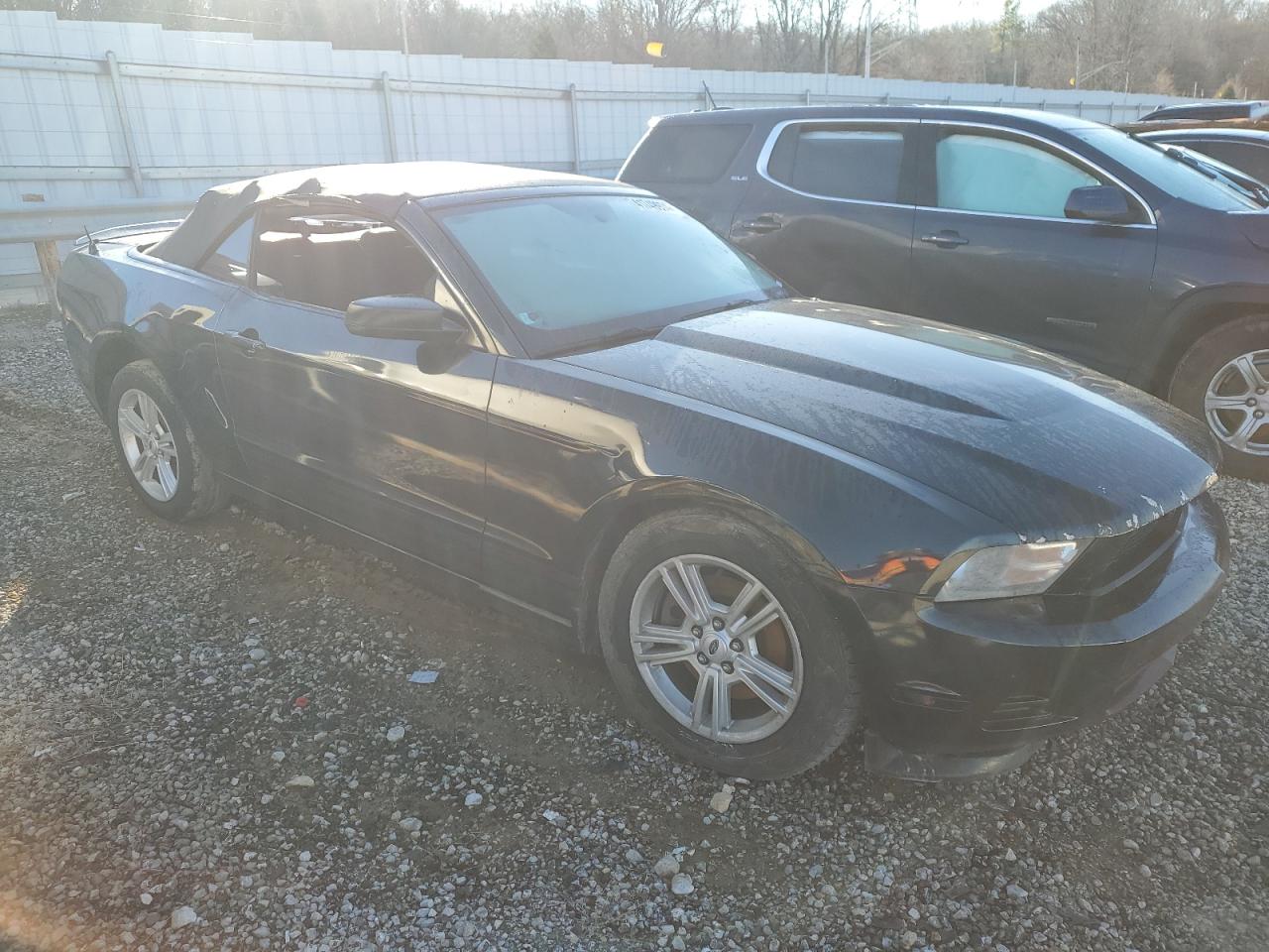 2012 Ford Mustang vin: 1ZVBP8EM7C5283256